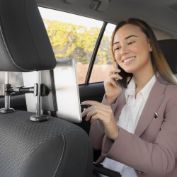 Supporto universale per tablet e smartphone per passeggeri auto
